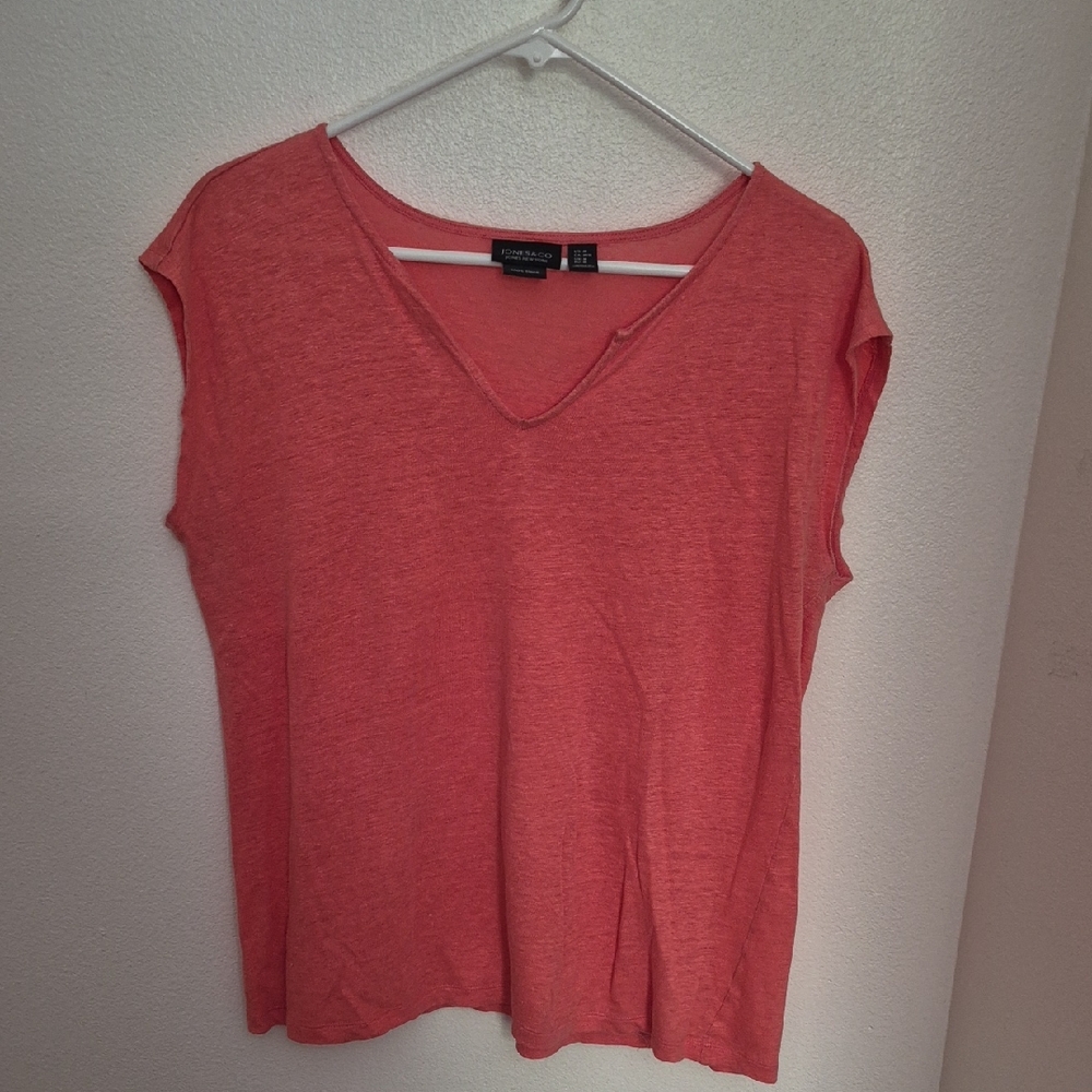 Jones New York Coral V-Neck Short Sleeve Tee